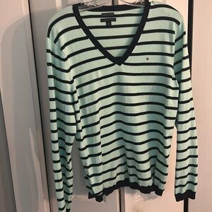 Aqua background with navy stripe